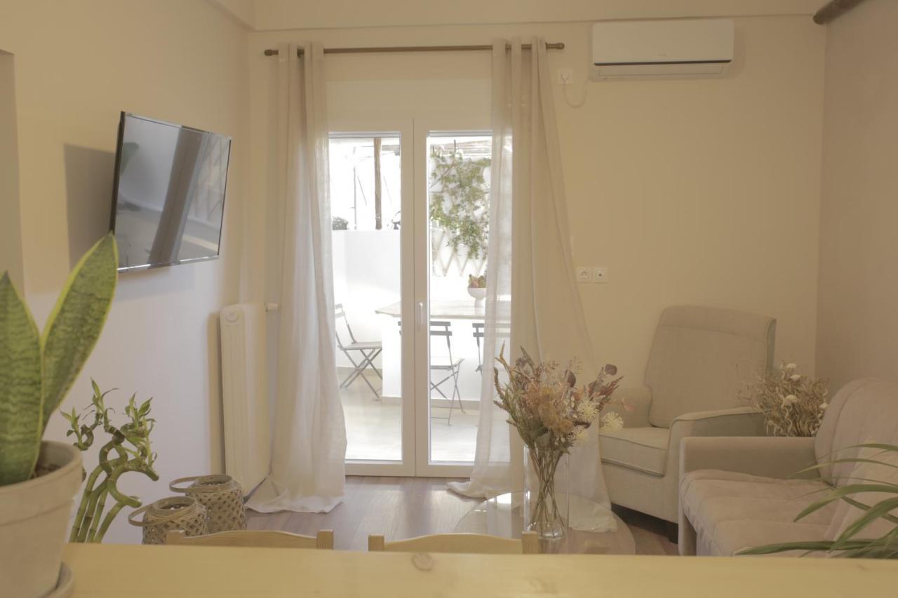 Luxury Apartment With Jacuzzi Close To Acropolis - Living Stone Zircon Athena Bagian luar foto