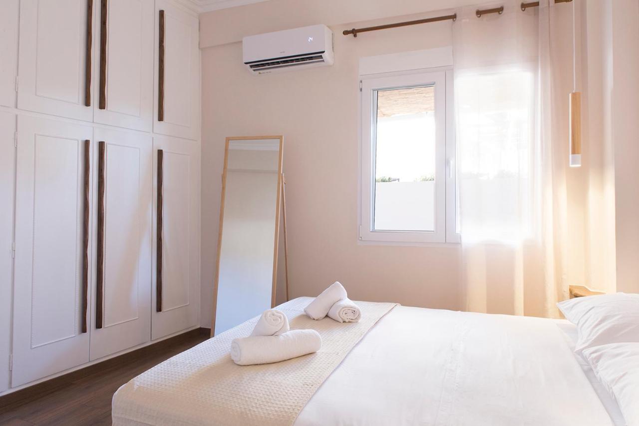 Luxury Apartment With Jacuzzi Close To Acropolis - Living Stone Zircon Athena Bagian luar foto