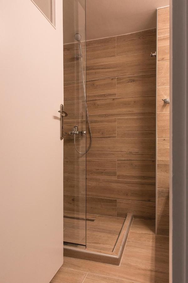 Luxury Apartment With Jacuzzi Close To Acropolis - Living Stone Zircon Athena Bagian luar foto
