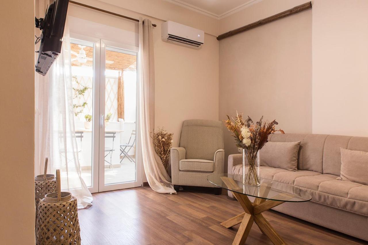 Luxury Apartment With Jacuzzi Close To Acropolis - Living Stone Zircon Athena Bagian luar foto