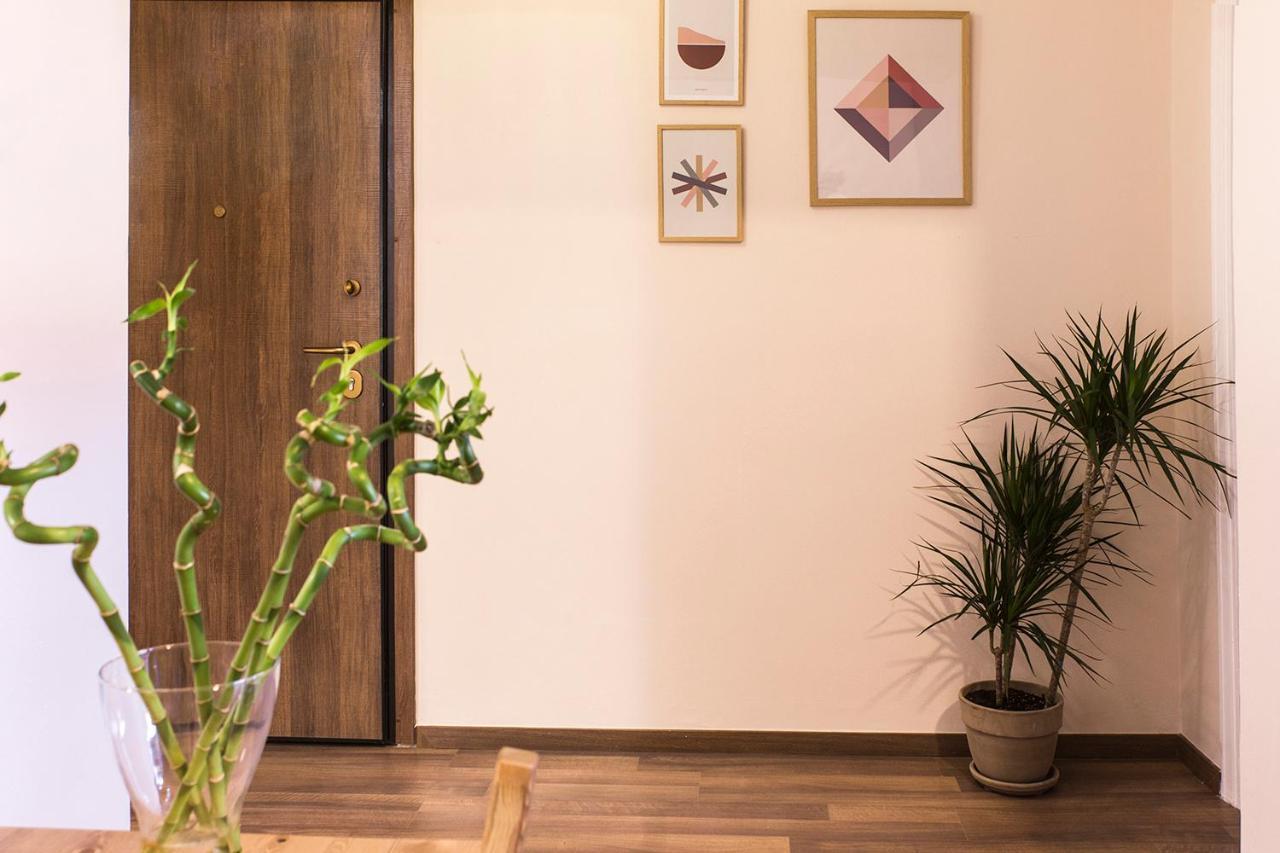 Luxury Apartment With Jacuzzi Close To Acropolis - Living Stone Zircon Athena Bagian luar foto